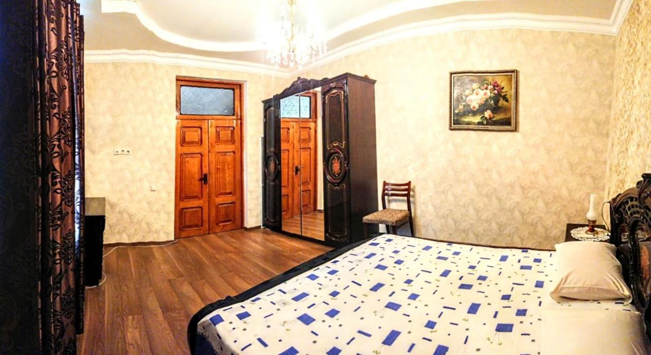 Guest House Gagra Buitenkant foto