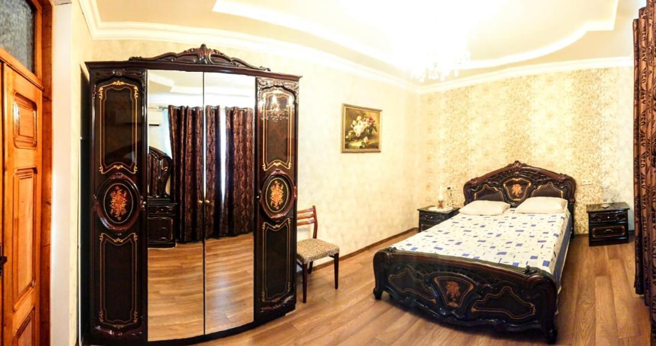 Guest House Gagra Buitenkant foto